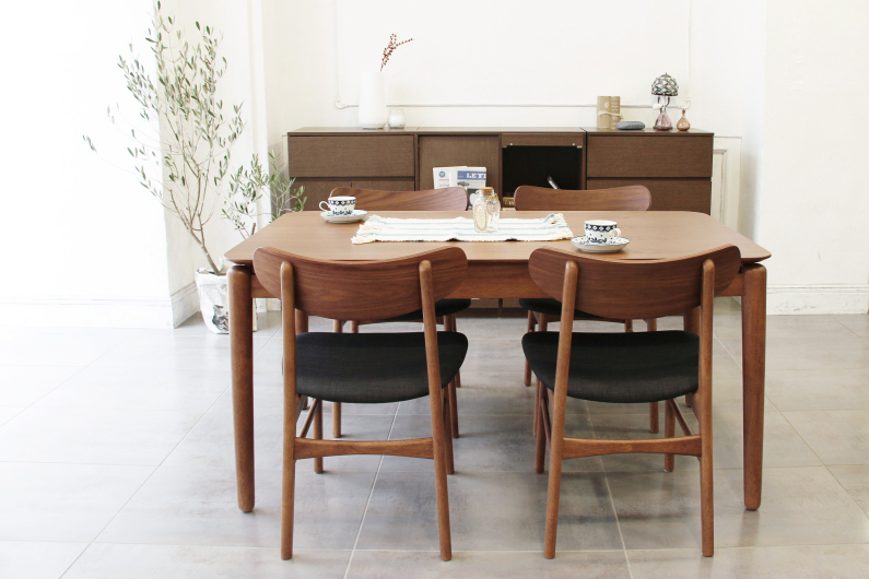 koti Lounge Chair